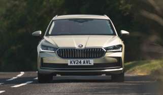 Skoda Superb Estate - front full width image